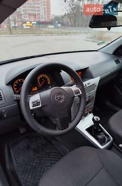 Універсал Opel Astra 2009 в Білій Церкві