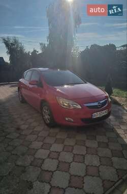 Хетчбек Opel Astra 2010 в Ужгороді