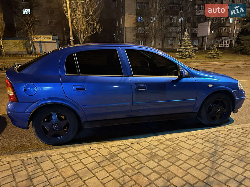 Хэтчбек Opel Astra 1999 в Никополе