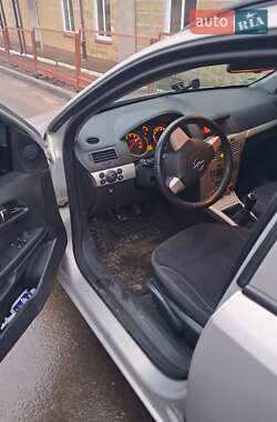 Универсал Opel Astra 2008 в 