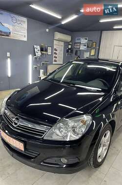 Хэтчбек Opel Astra 2007 в Львове