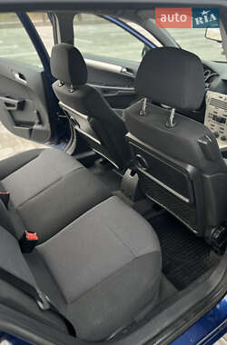 Универсал Opel Astra 2008 в 