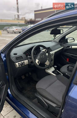 Универсал Opel Astra 2008 в 