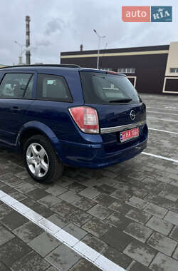 Универсал Opel Astra 2008 в 