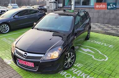 Універсал Opel Astra 2010 в Черкасах