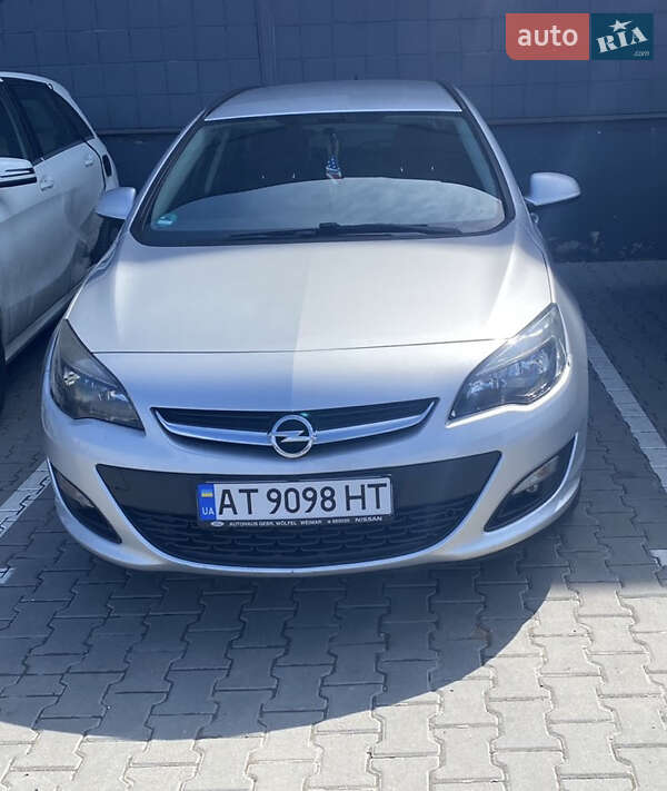 Универсал Opel Astra 2014 в Ивано-Франковске фото 2 Универсал Opel Astra 2014 в Ивано-Франковске