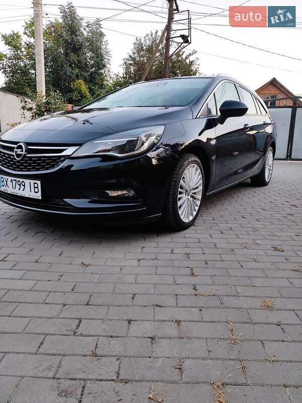 Универсал Opel Astra 2018 в 