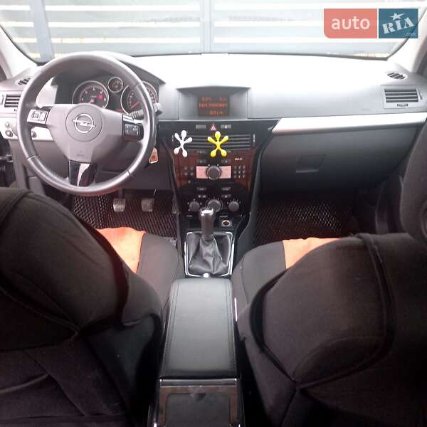 Универсал Opel Astra 2010 в Радехове фото 14 Универсал Opel Astra 2010 в Радехове