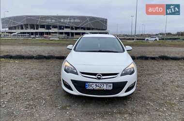 Універсал Opel Astra 2014 в Львові