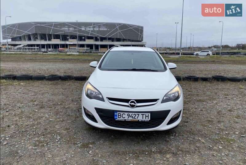 Универсал Opel Astra 2014 в 