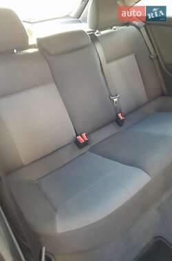 Хетчбек Opel Astra 2006 в 