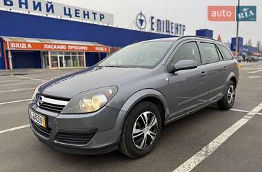 Універсал Opel Astra 2006 в Кам'янець-Подільському