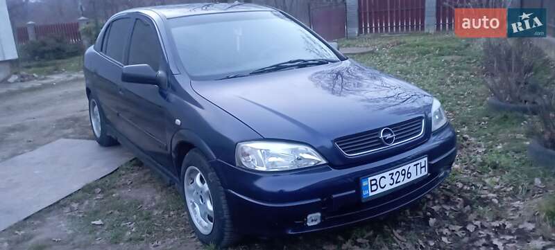 Хетчбек Opel Astra 2001 в Долині