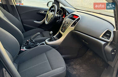 Хетчбек Opel Astra 2012 в Олександрії