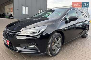 Універсал Opel Astra 2018 в Львові