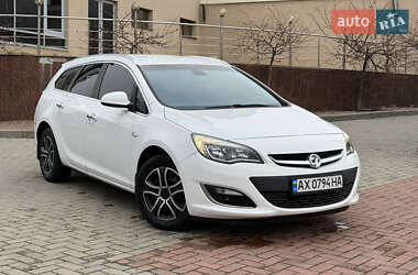 Універсал Opel Astra 2012 в Харкові