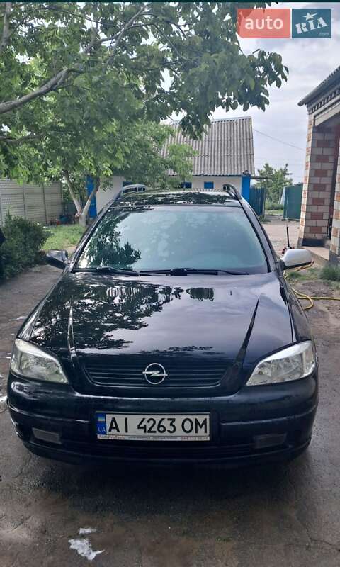 Универсал Opel Astra 2000 в 