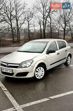 Хетчбек Opel Astra 2006 в Кропивницькому