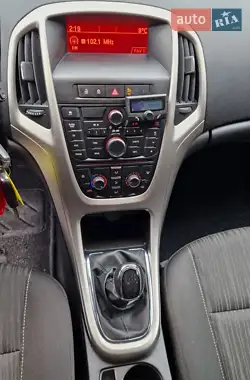 Opel Astra 2010