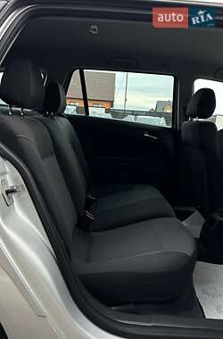 Універсал Opel Astra 2010 в 