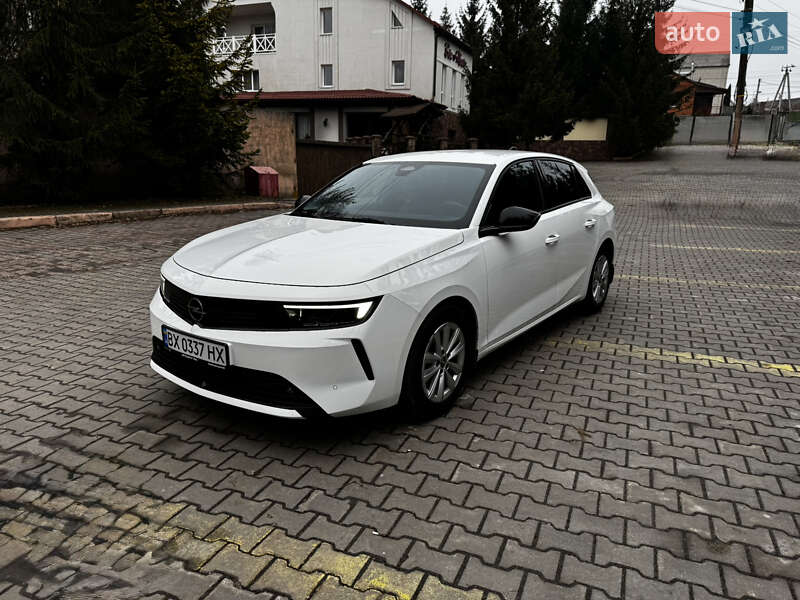 Хэтчбек Opel Astra 2023 в 