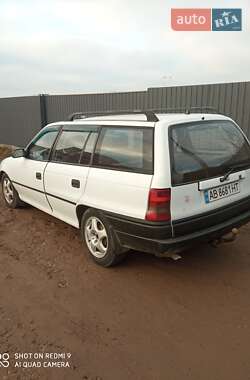 Универсал Opel Astra 1996 в 