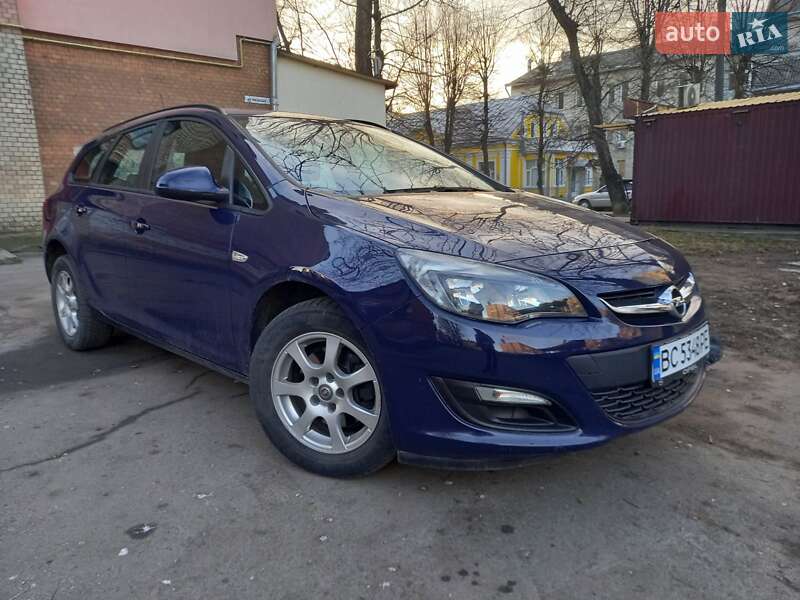 Универсал Opel Astra 2015 в 