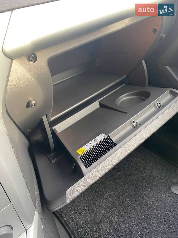 Универсал Opel Astra 2009 в Полтаве