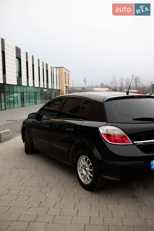 Хэтчбек Opel Astra 2006 в Хмельницком
