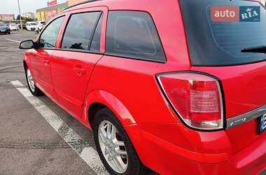 Универсал Opel Astra 2005 в 