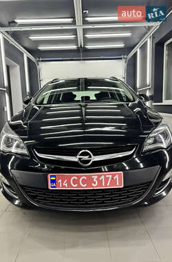 Універсал Opel Astra 2012 в Коломиї