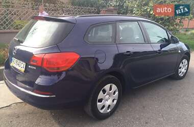 Універсал Opel Astra 2014 в 