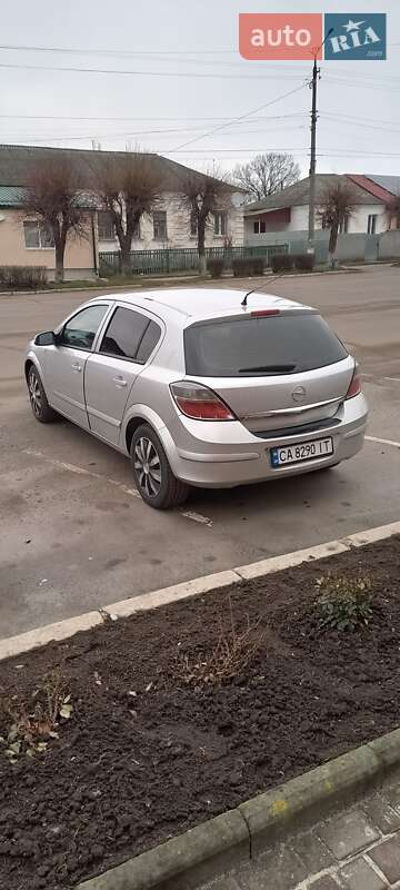 Универсал Opel Astra 2008 в Черкассах