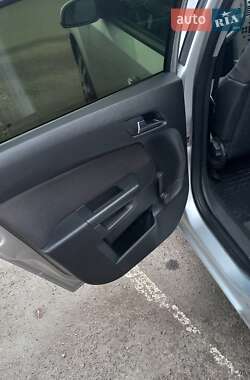 Универсал Opel Astra 2008 в 