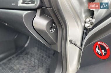 Хэтчбек Opel Astra 2010 в 