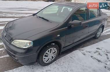 Седан Opel Astra 2006 в 