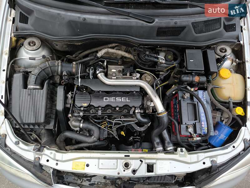 Хетчбек Opel Astra 1998 в Марганці фото 15 Хетчбек Opel Astra 1998 в Марганці