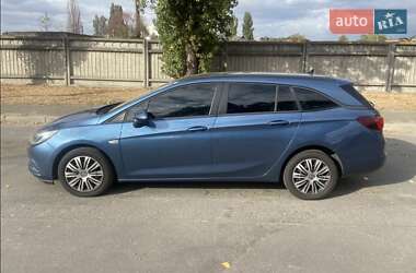 Универсал Opel Astra 2016 в 