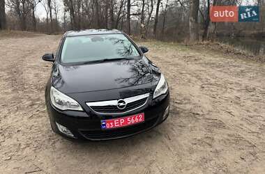 Хетчбек Opel Astra 2010 в Полтаві