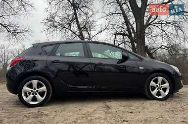 Хетчбек Opel Astra 2010 в Полтаві