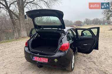 Хетчбек Opel Astra 2010 в Полтаві