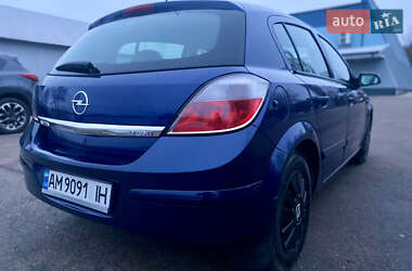 Хэтчбек Opel Astra 2005 в Бердичеве