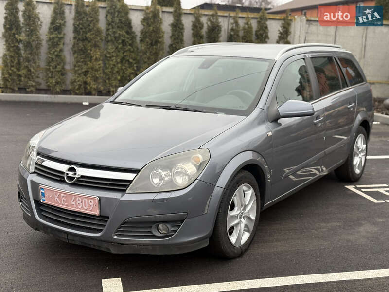 Универсал Opel Astra 2006 в 