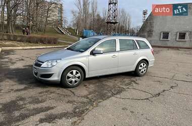 Универсал Opel Astra 2009 в 