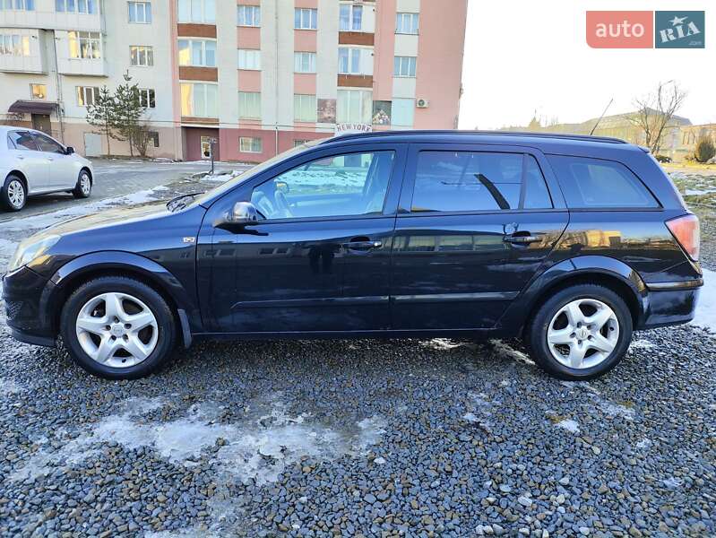 Універсал Opel Astra 2007 в Долині