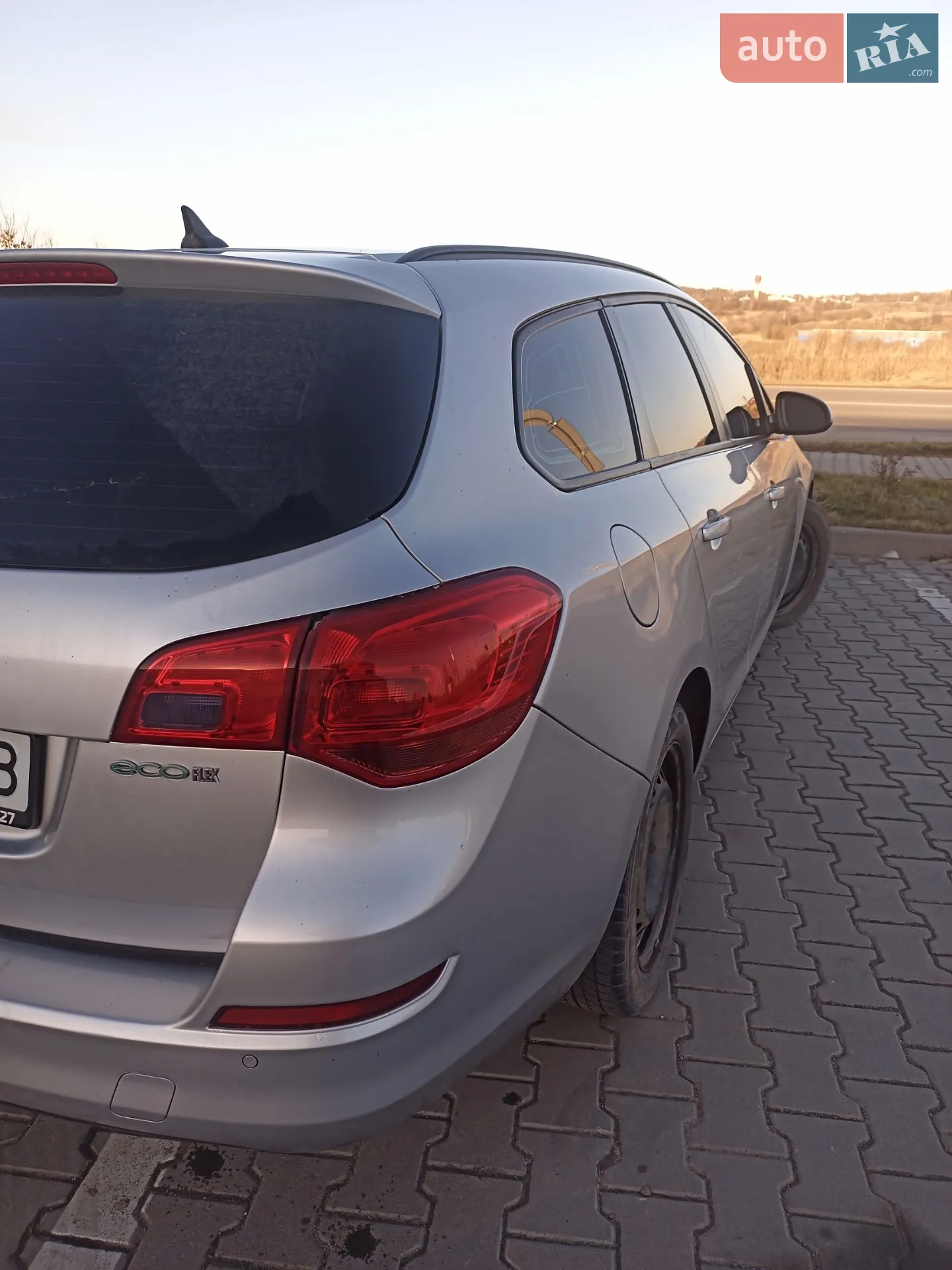 2011 Opel Astra - мініатюра 8