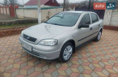 Седан Opel Astra 2006 в Николаеве