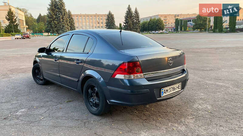 Седан Opel Astra 2008 в Андрушевке фото 5 Седан Opel Astra 2008 в Андрушевке