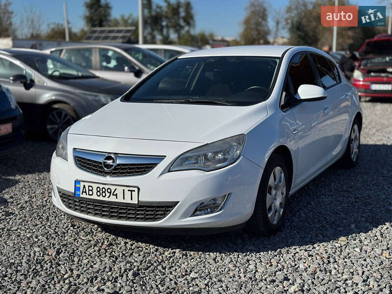 Opel Astra 2010