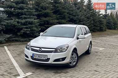 Универсал Opel Astra 2012 в Харькове